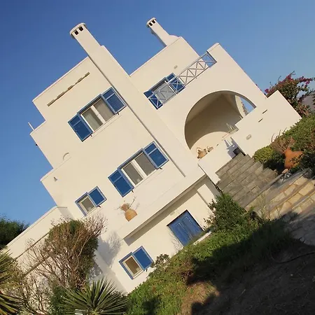 Kiriaki Villa Gavrio